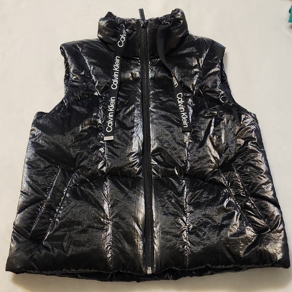 Calvin Klein Black Puffer Vest Size XS Fits Like SMALL
